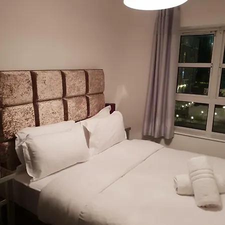 Apartment Silicon Docks Corporate Dublin